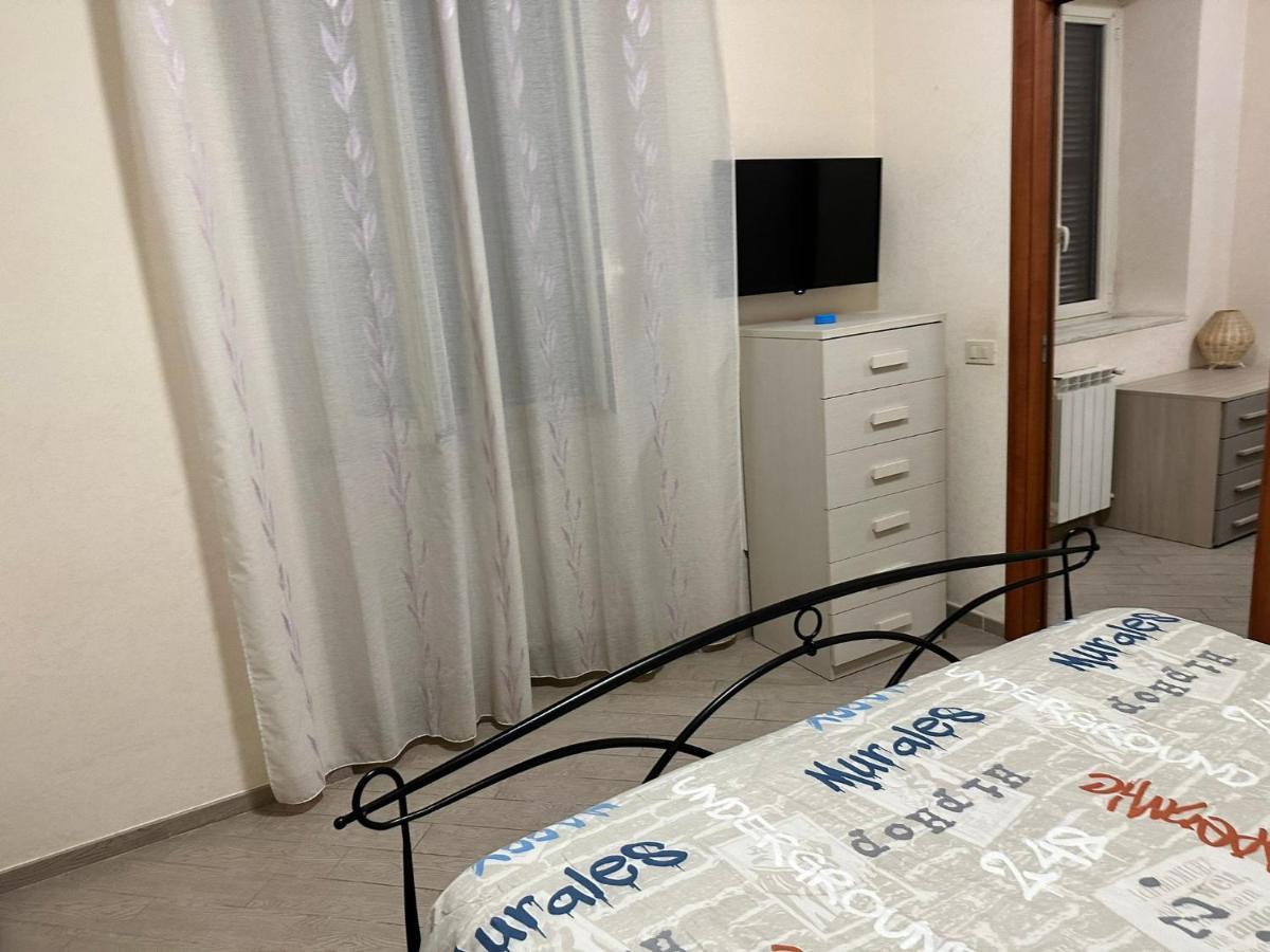 Roma Chic Residenza Gemelli Apartment ภายนอก รูปภาพ