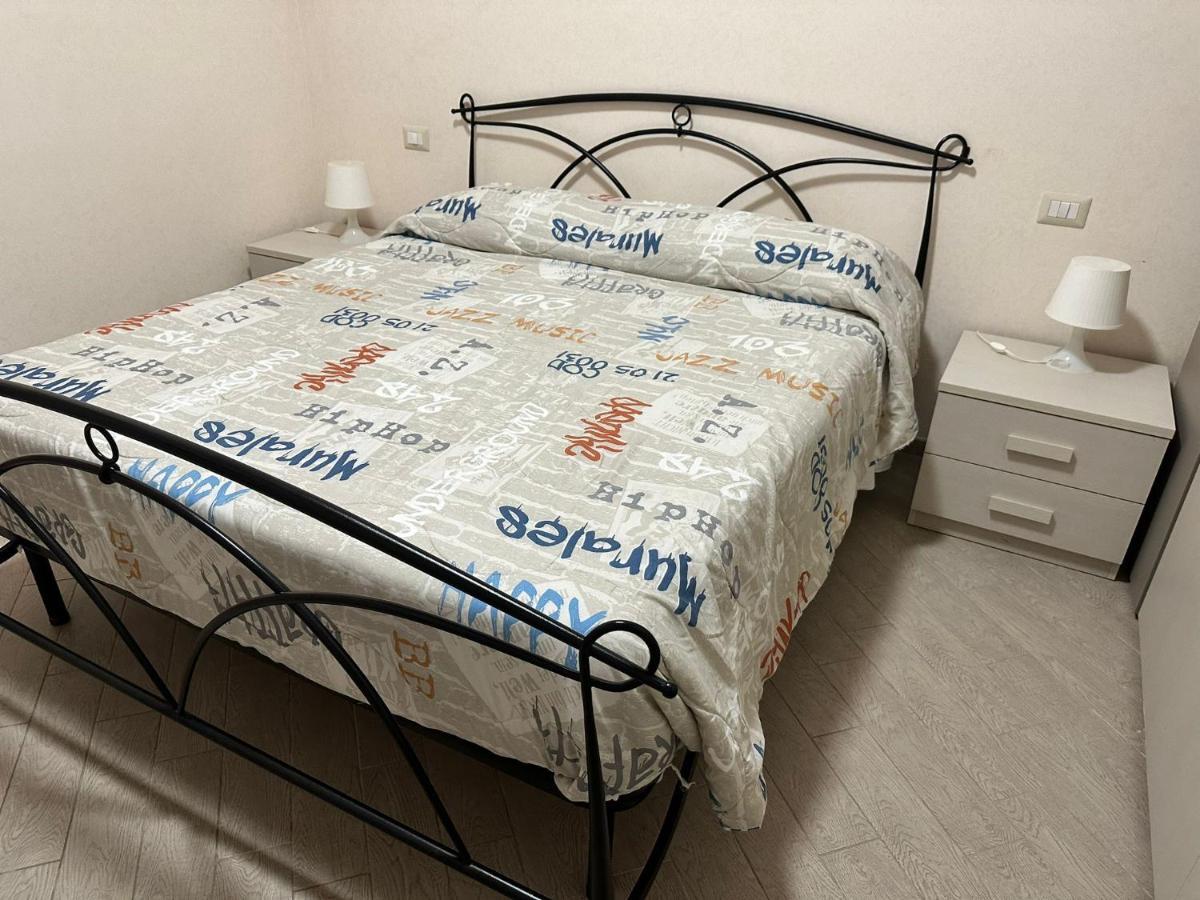 Roma Chic Residenza Gemelli Apartment ภายนอก รูปภาพ