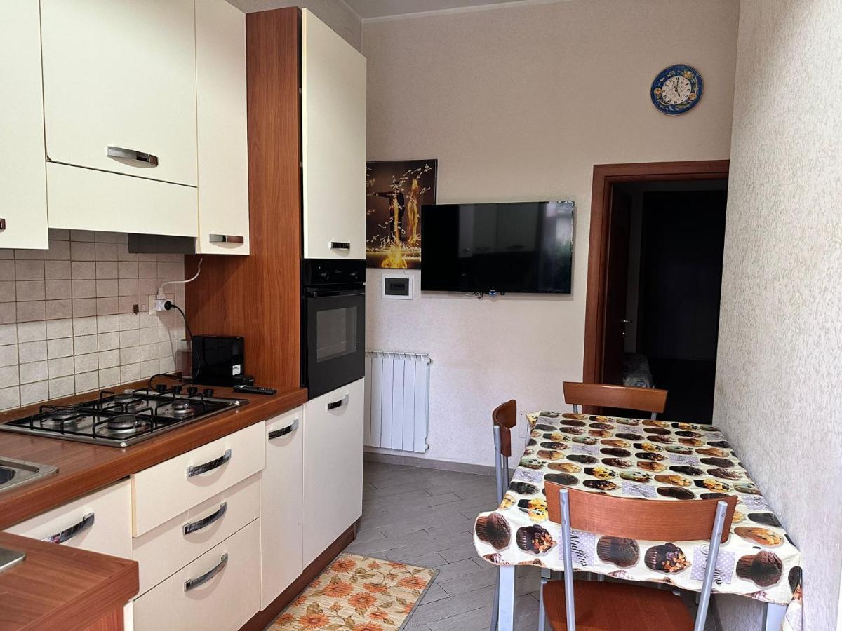 Roma Chic Residenza Gemelli Apartment ภายนอก รูปภาพ