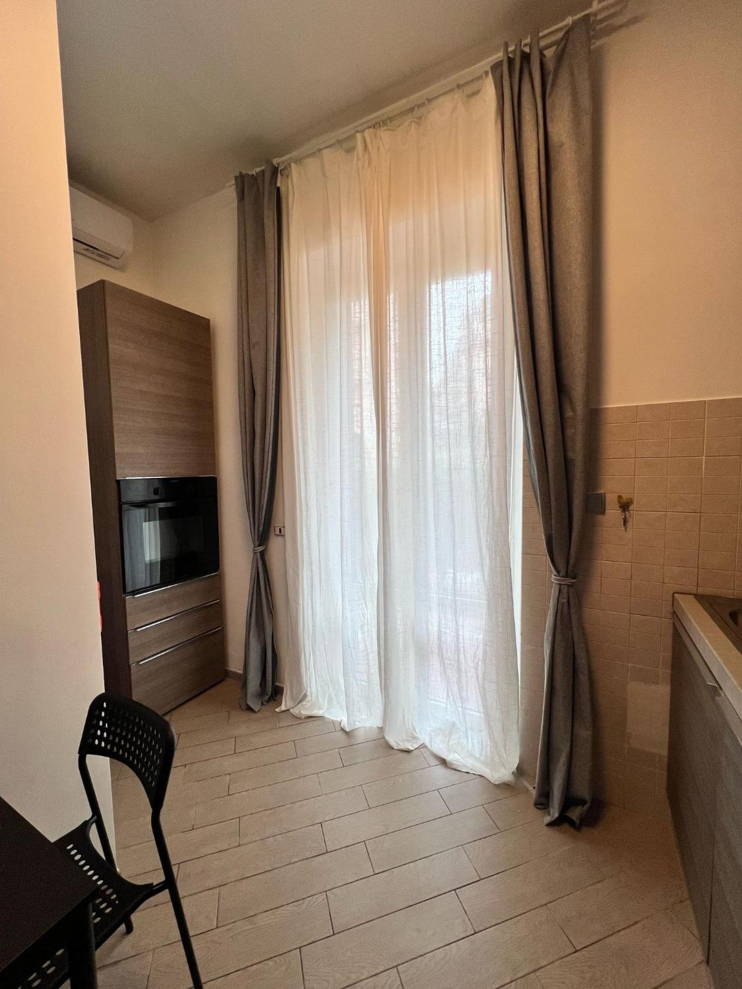 Roma Chic Residenza Gemelli Apartment ภายนอก รูปภาพ